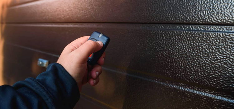 automatic door opener with remote control in Fontana
